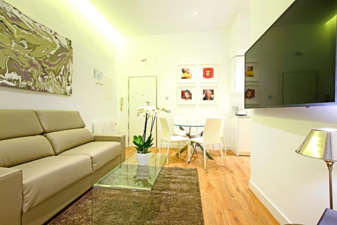 Prado Suite Madrid Exteriér fotografie