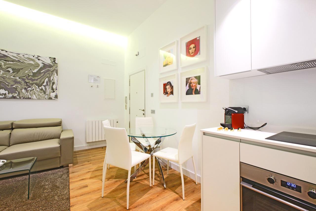 Prado Suite Madrid Exteriér fotografie