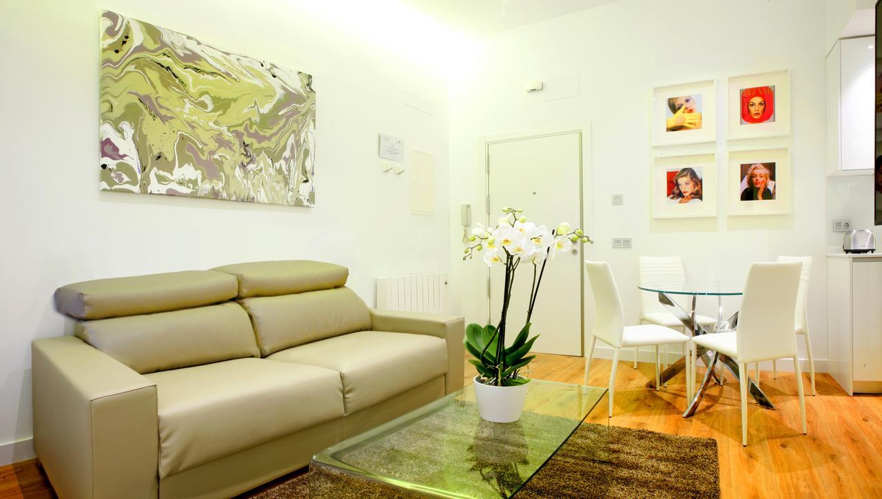 Prado Suite Madrid Exteriér fotografie